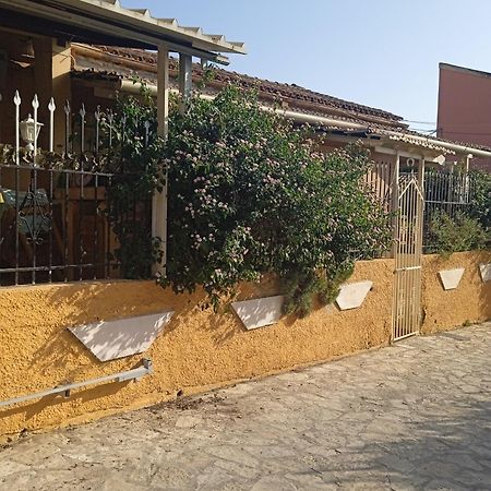 Villa Angela, Traditional Villa In The Village Agios Ioannis Peristerion Esterno foto