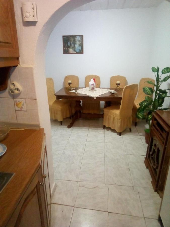 Villa Angela, Traditional Villa In The Village Agios Ioannis Peristerion Esterno foto