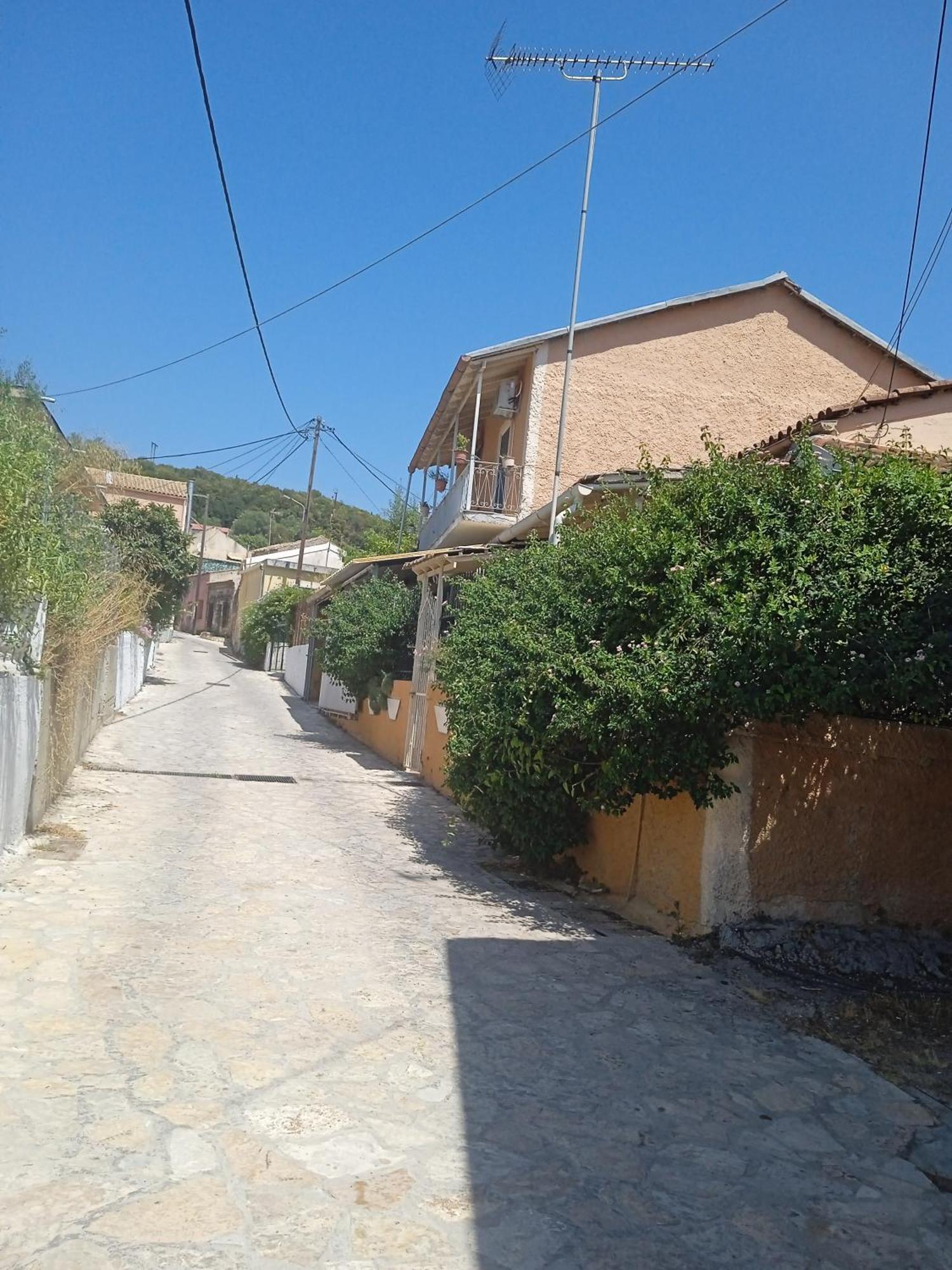 Villa Angela, Traditional Villa In The Village Agios Ioannis Peristerion Esterno foto